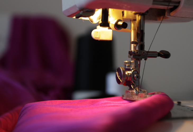10 razones por las que adquirir una máquina de coser industrial - Merceria  Sarabia